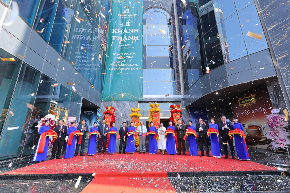 Inauguration of the first five-star resort complex in Van Don special zone